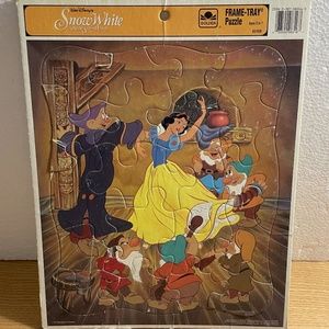 Disney Snow White & Seven Dwarfs Frame Tray Puzzle Piece Dancing Scene Golden 25